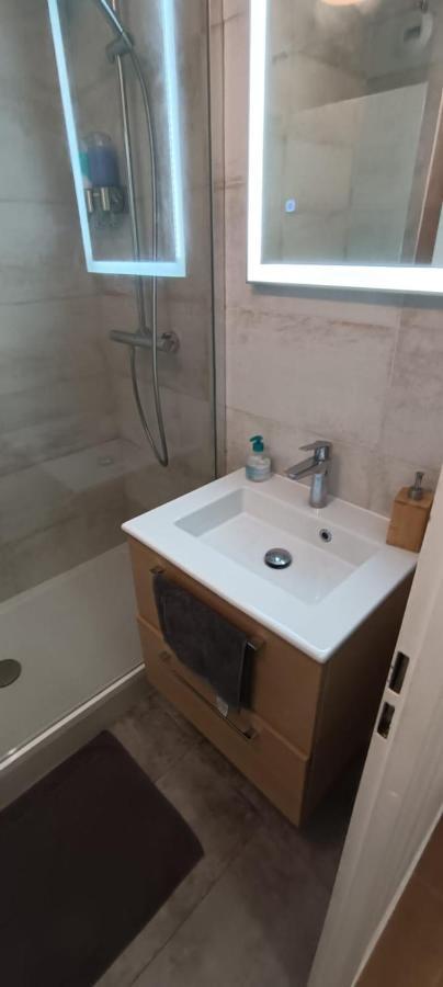 Appart Cosy Auber Porte De Paris Aubervilliers Buitenkant foto